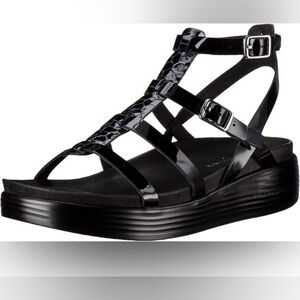 Donald Pliner Fritz Black Patent Leather Gladiator Platform Sandals. Size 7.5 M